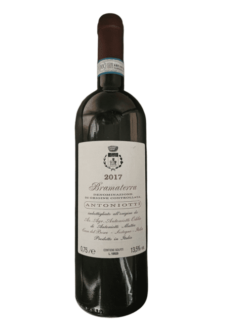 Fles rode Bramaterrra wijn, productiejaar 2017.